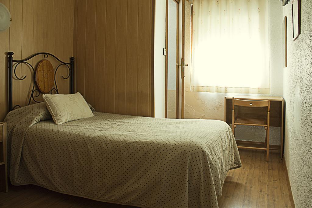 Hostal Anas Mérida Buitenkant foto