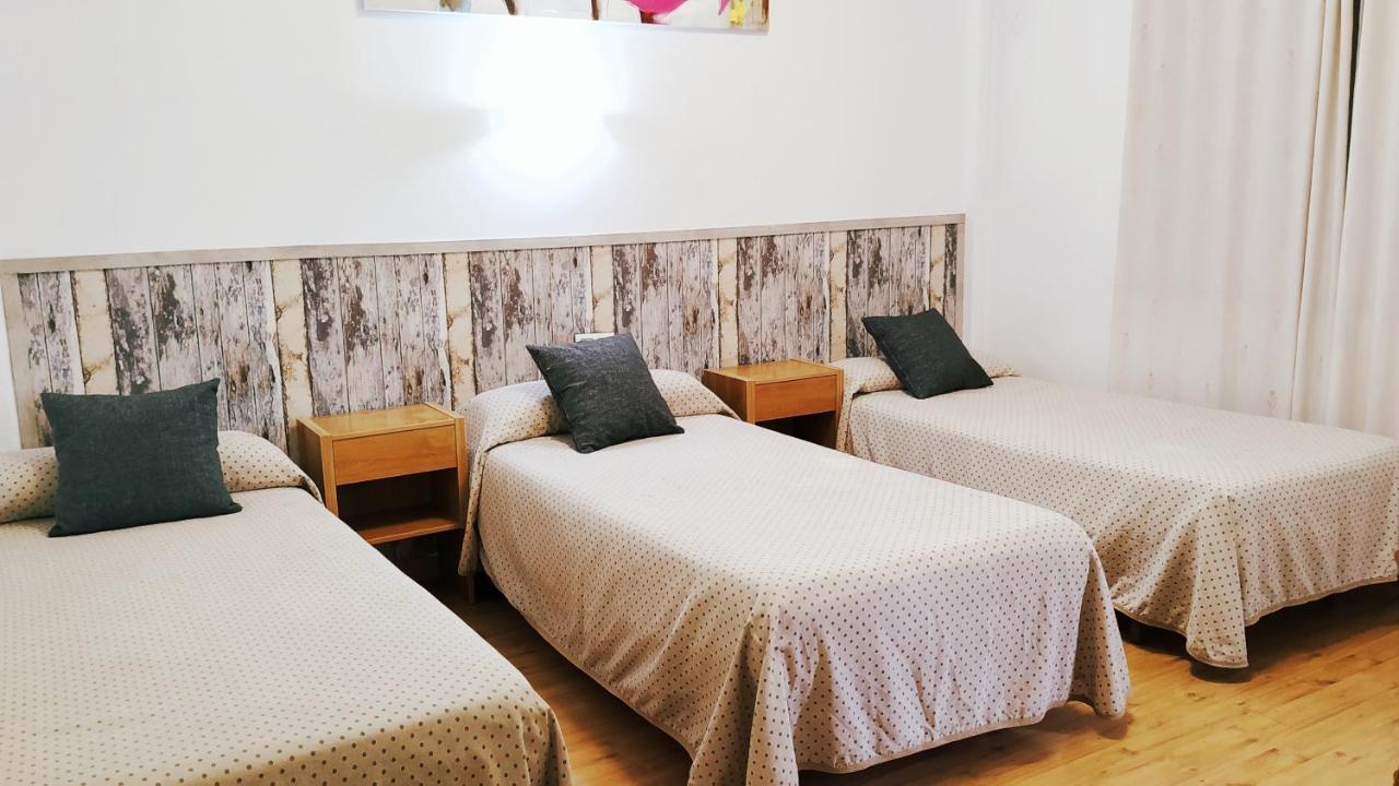 Hostal Anas Mérida Buitenkant foto